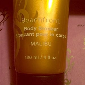 Younique Beachfront Body Bronzer